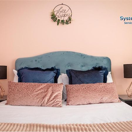 Syster Properties Serviced Accommodation Leicester 5 Bedroom House Glen View المظهر الخارجي الصورة