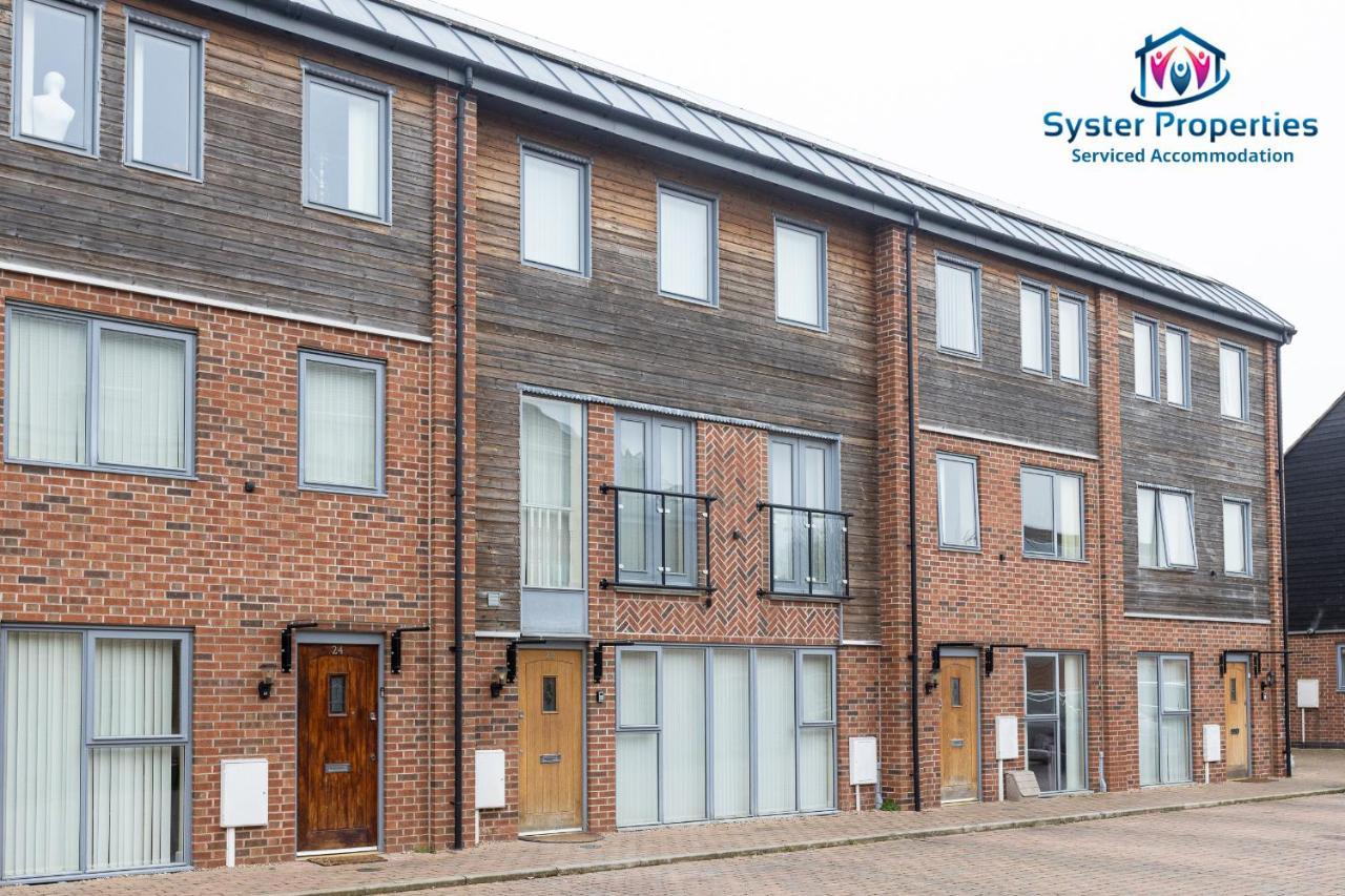 Syster Properties Serviced Accommodation Leicester 5 Bedroom House Glen View المظهر الخارجي الصورة